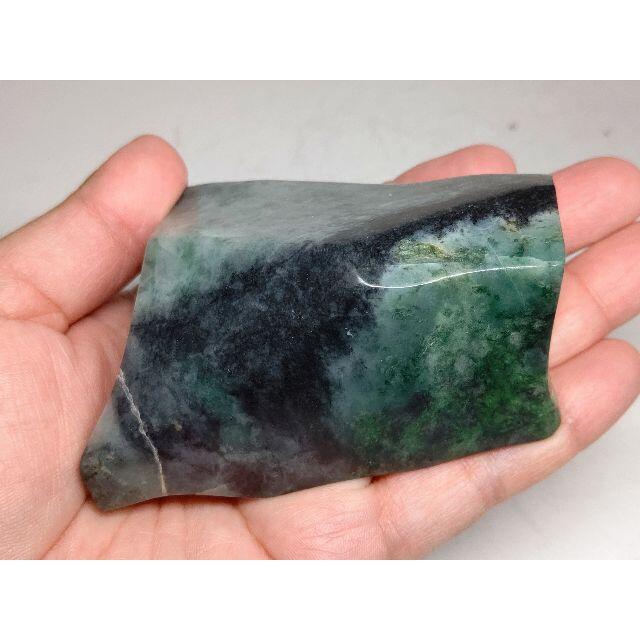 黒緑 380g M 翡翠 ヒスイ 翡翠原石 原石 鉱物 鑑賞石 自然石 誕生石 | フリマアプリ ラクマ