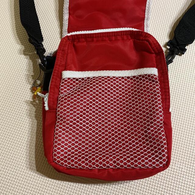 未使用 おさるのジョージ ショルダーバッグの通販 by みるみる 新品未使用 おさるのジョージ ショルダーバッグ 赤