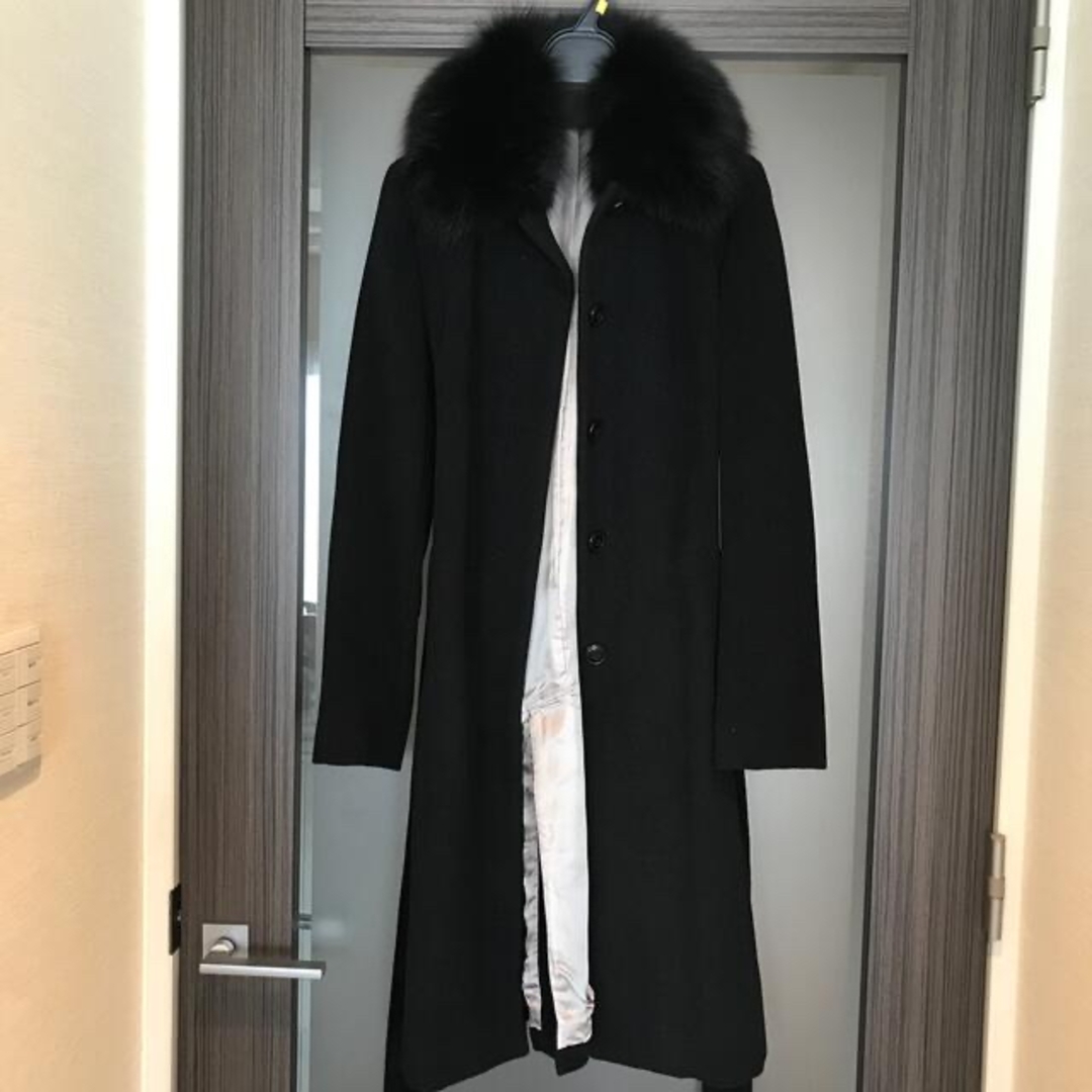 ef-de(エフデ)のロングコート　ブラック　フォックスファー付き レディースのジャケット/アウター(ロングコート)の商品写真