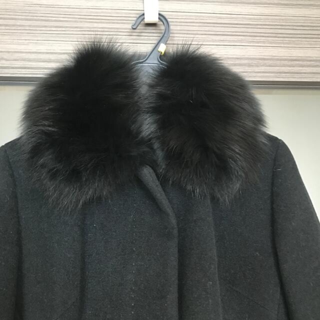 ef-de(エフデ)のロングコート　ブラック　フォックスファー付き レディースのジャケット/アウター(ロングコート)の商品写真