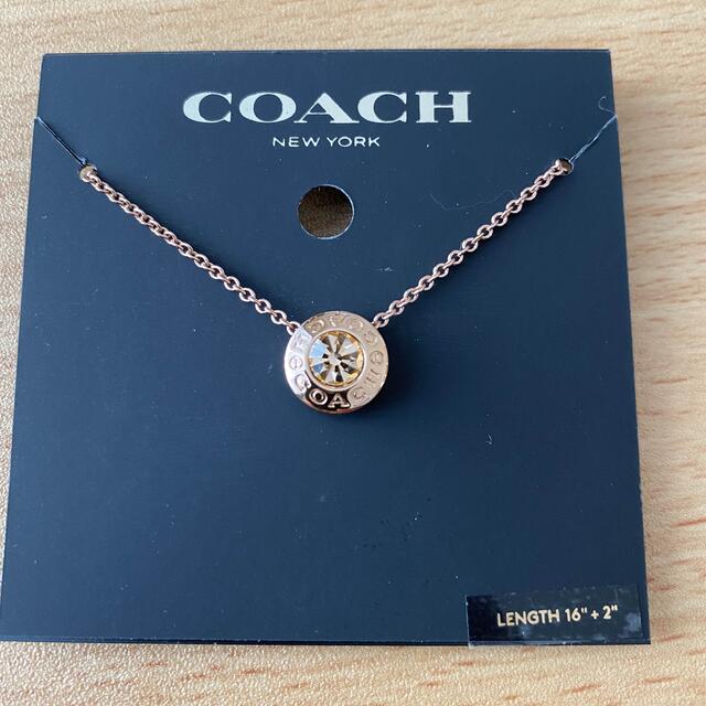 COACH(コーチ)の新品　正規品　COACH ネックレス　ピンクゴールド レディースのアクセサリー(ネックレス)の商品写真