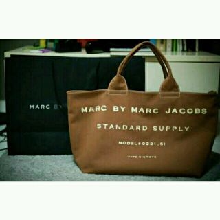 マークバイマークジェイコブス(MARC BY MARC JACOBS)のMarc by Marc Jacobs キャンバストートバッグ(トートバッグ)