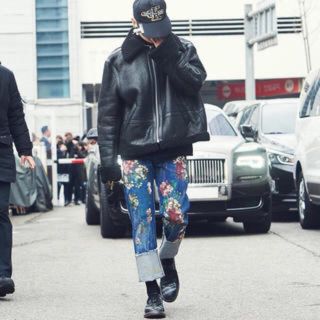 GUCCI - GUCCI フラワーデニム flower denimの通販 by 3|グッチ GUCCI - GUCCI フラワーデニム flower denimの通販 by 3|グッチ