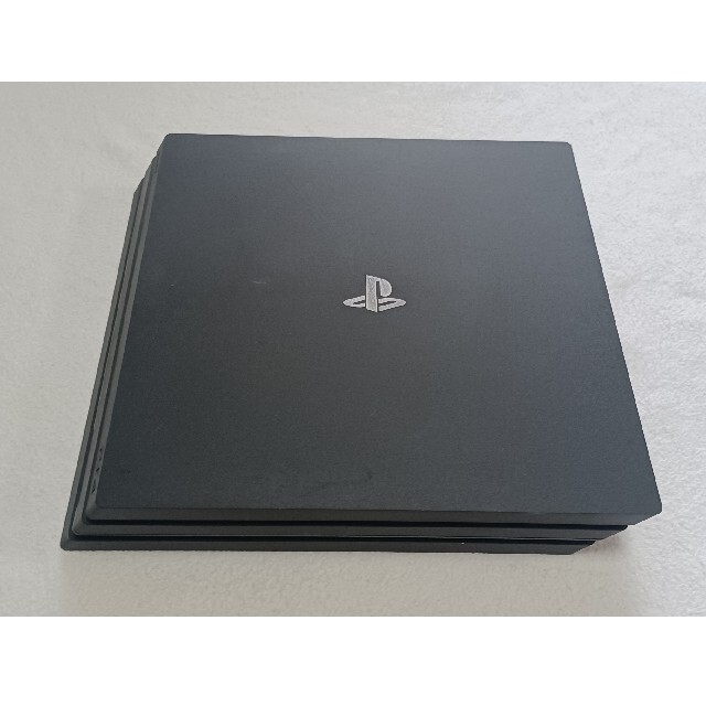 PS4 Pro 本体のみ CUH 7000B