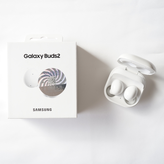 ヘッドフォン/イヤフォンGalaxy Buds2 SM-R177 ホワイト