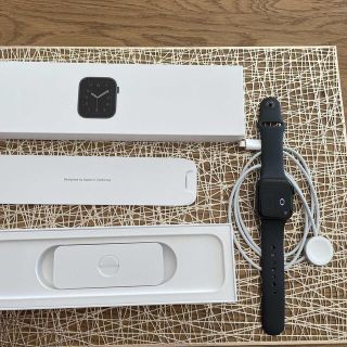 アップル(Apple)のApple Watch SE 40mm 中古(腕時計(デジタル))