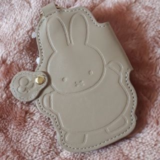 シマムラ(しまむら)のミッフィー miffy  キーケース  ベージュ(キーケース)