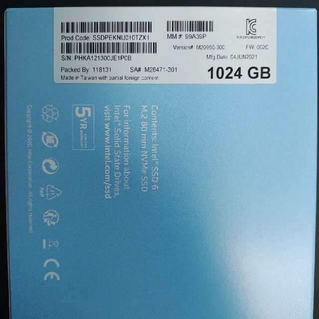 【新品未開封】インテル M.2 SSD 1.0TB SSDPEKNU01 スマホ/家電/カメラのPC/タブレット(PCパーツ)の商品写真