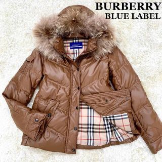 バーバリーブルーレーベル(BURBERRY BLUE LABEL)の【極美品】バーバリーブルーレーベル ダウンジャケット 40 タヌキファー(ダウンジャケット)