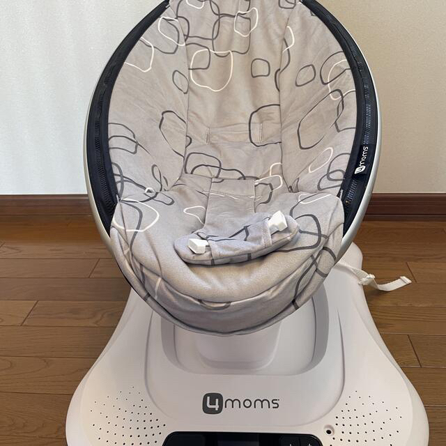 4moms(フォーマムズ)の4moms 電動バウンサーmamaRoo キッズ/ベビー/マタニティの寝具/家具(その他)の商品写真