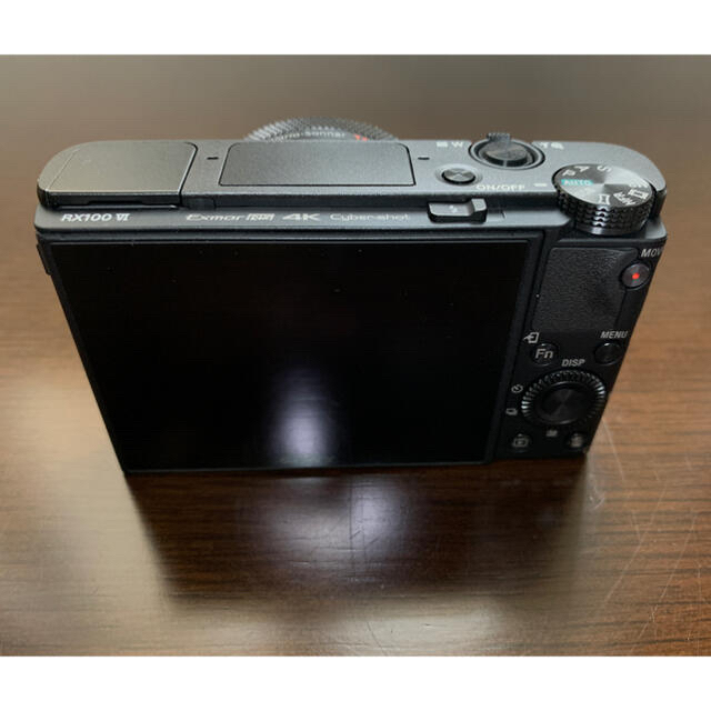 Sony RX-100M6＋バッテリーチャージキット+32GBのSDカード