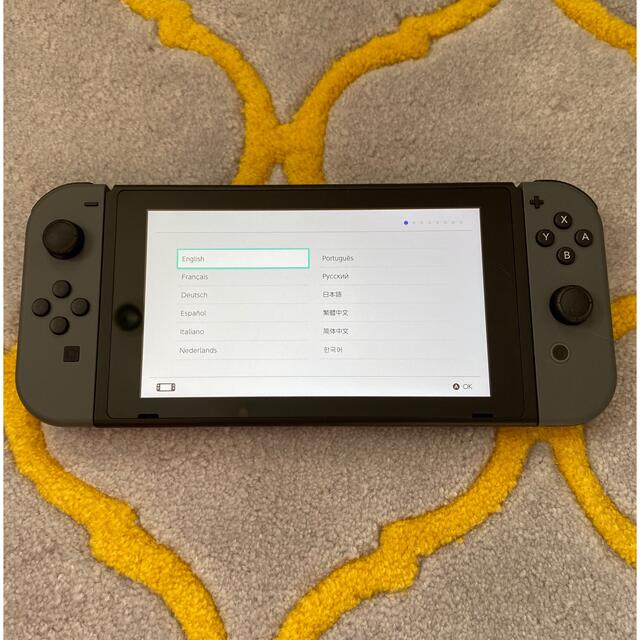 Nintendo Switch ニンテンドースイッチ本体【美品・5回使用】