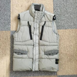 【STONE ISLAND】ストーンアイランド　ダウンベスト　美品