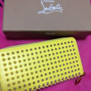 ルブタン(Christian Louboutin) 財布(イエロー/黄色系)の通販 21点