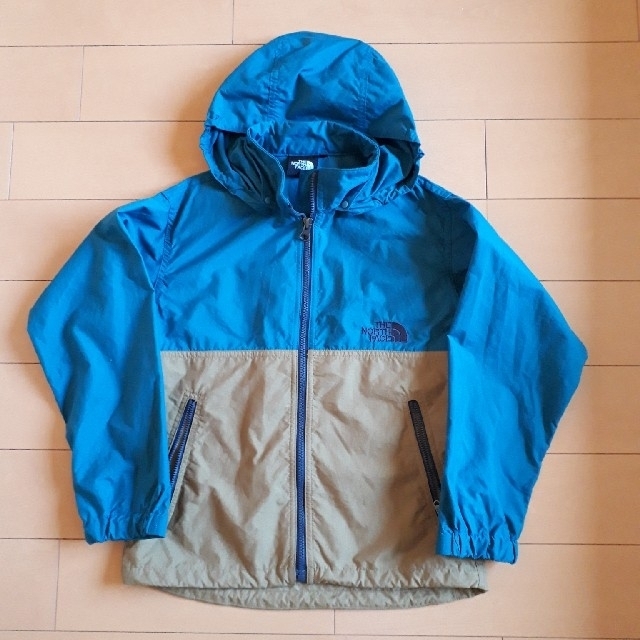 THE NORTH FACE(ザノースフェイス)のショーン様専用です。THE NORTH FACE ジャケット　130センチ キッズ/ベビー/マタニティのキッズ服男の子用(90cm~)(ジャケット/上着)の商品写真