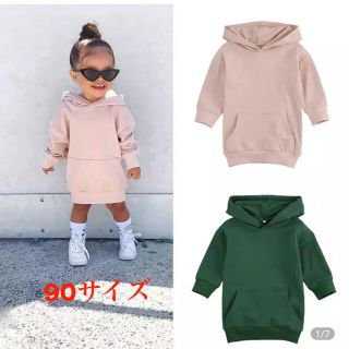 子供服　パーカーワンピース　90サイズ(ワンピース)