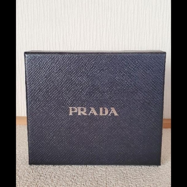 PRADA(プラダ)のプラダ　サフィアーノ レディースのファッション小物(財布)の商品写真