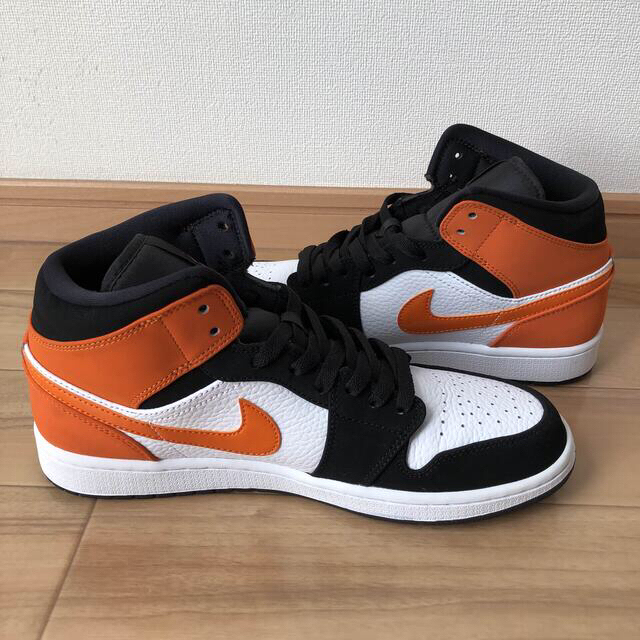 NIKE AIRJORDAN1 mid SHATTERED BACKBOARD