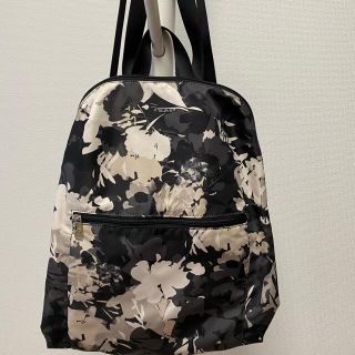 【美品】TUMI トゥミ　総柄　ナイロン　A4 リュック　バックパック　花柄