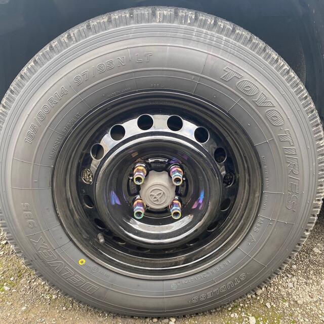 スタッドレスタイヤTOYO TIRES DELVEX935