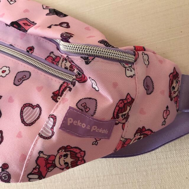 しまむら(シマムラ)のペコちゃん　ボディバッグ　ピンク レディースのバッグ(ボディバッグ/ウエストポーチ)の商品写真