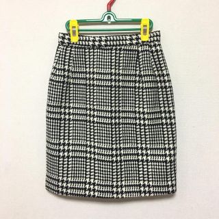 フラワー(flower)の古着 千鳥格子woolスカート(ひざ丈スカート)