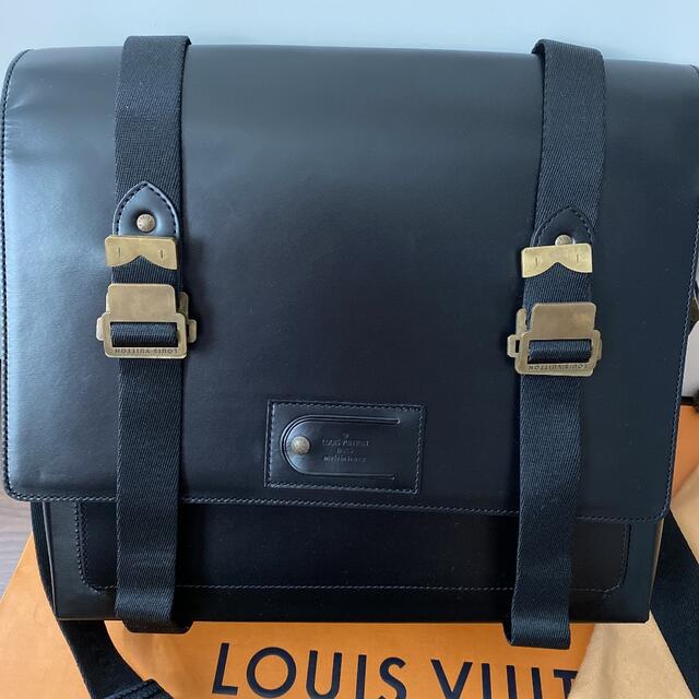 LOUIS VUITTON(ルイヴィトン)のLOUIS VUITTON　リエージュ ユサック  リュック・デイパック  メンズのバッグ(バッグパック/リュック)の商品写真