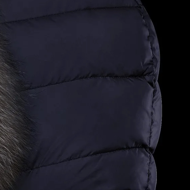 MONCLER(モンクレール)のMONCLER BYLON レディースのジャケット/アウター(ダウンジャケット)の商品写真