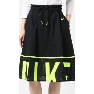 ナイキ(NIKE)のNIKE  スカート  メッシュ  Mサイズ(ひざ丈スカート)