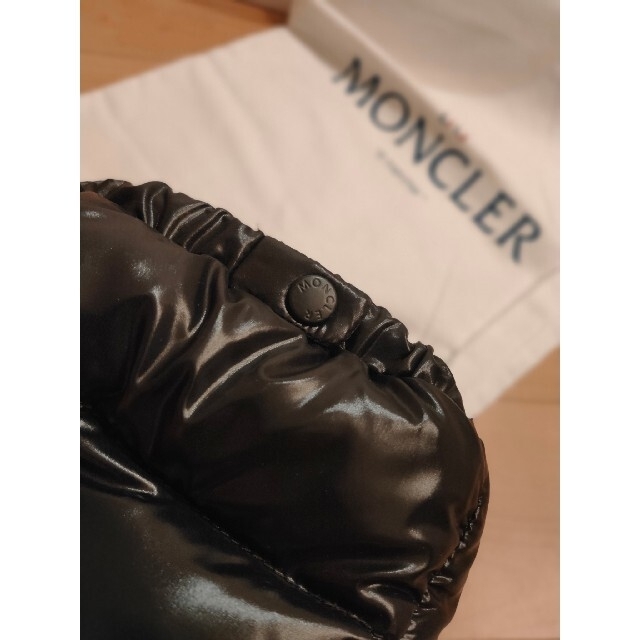 MONCLER(モンクレール)のMONCLER 美品ダウンブーツ レディースの靴/シューズ(ブーツ)の商品写真
