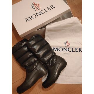 MONCLER 美品ダウンブーツ