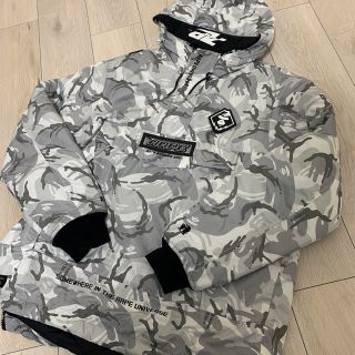 アベイシングエイプ(A BATHING APE)のAPEアノラックダウンパーカー　スノーカモフラージュ(ダウンジャケット)