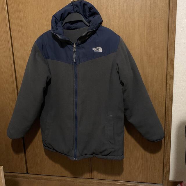 THE NORTH FACE(ザノースフェイス)のゆんち様専用、ノースフェイスリバーシブルジャケット キッズ/ベビー/マタニティのキッズ服男の子用(90cm~)(ジャケット/上着)の商品写真