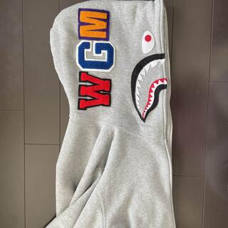 アベイシングエイプ(A BATHING APE)のBape shark hoodie(パーカー)