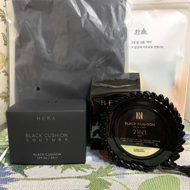 HERA ブラッククッション クチュール 21N1レフィル付き