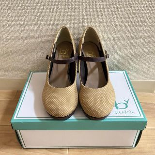 パンプス イエロー Byあしながおじさん 23.5cm(ハイヒール/パンプス)