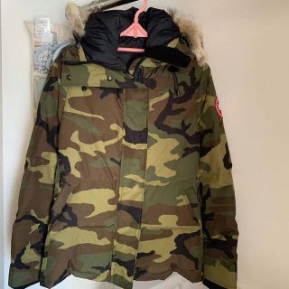 カナダグース(CANADA GOOSE)のCanada Gooseカナダグース ダウンジャケット　カモフラ　希少迷彩　S(ダウンジャケット)