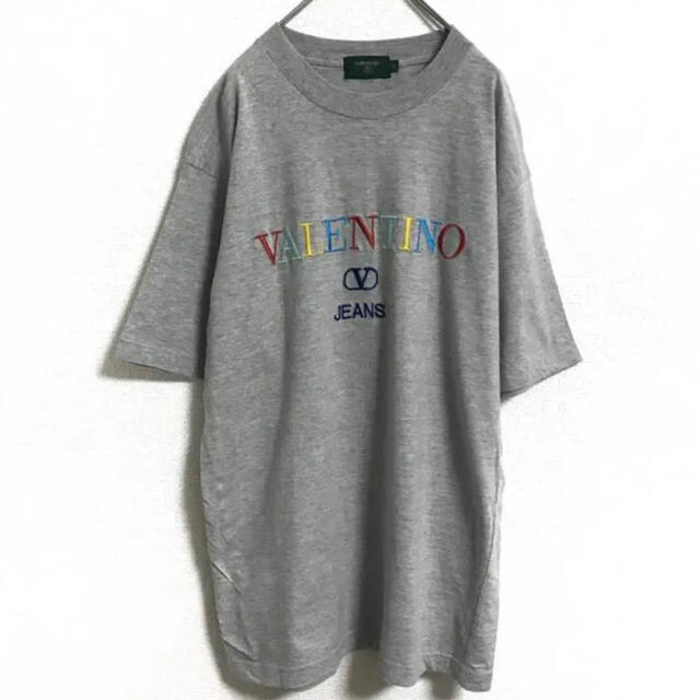 VALENTINO - 値下げ VALENTINO 刺繍 Tシャツの通販 by ぷよ's VALENTINO - 値下げ VALENTINO 刺繍 Tシャツの通販 by ぷよ's
