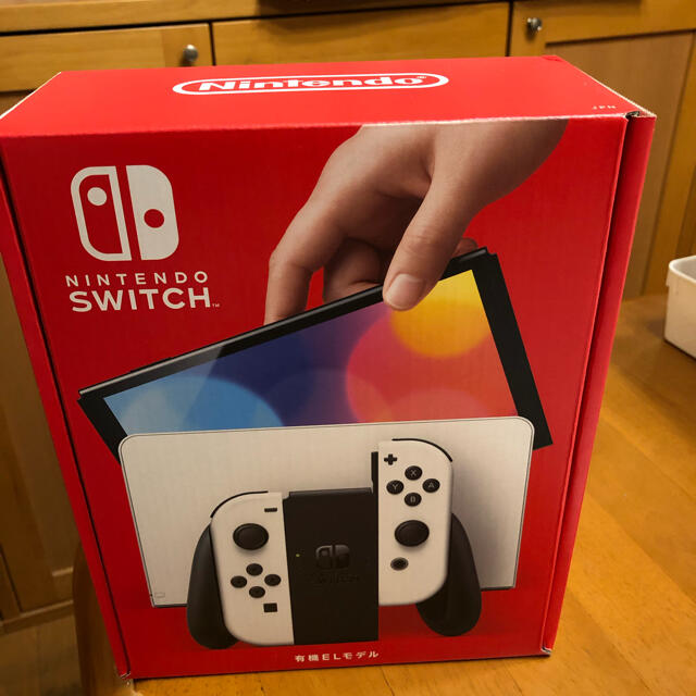 任天堂スイッチ本体　　シロ　　未使用品