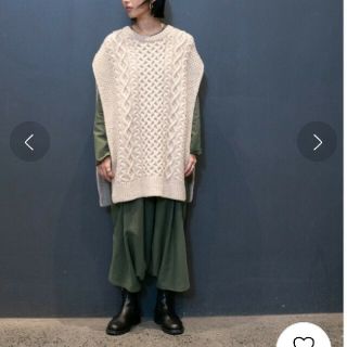 ブラックバイマウジー(BLACK by moussy)のらんまるくん様専用2020 Aブラックバイマウジーニットベストベージュ(ニット/セーター)