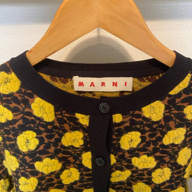 Marni(マルニ)のan様専用　マルニ　フラワージャガード　カーディガン　花柄　42 MARNI レディースのトップス(カーディガン)の商品写真