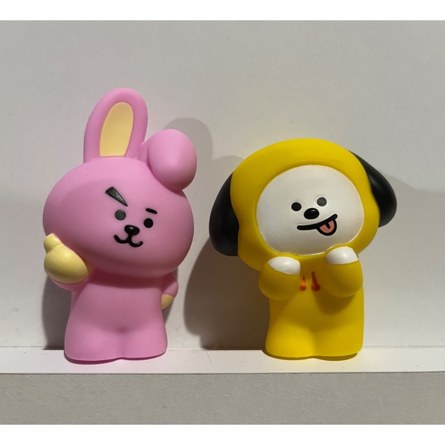 防弾少年団(BTS)(ボウダンショウネンダン)のBT21フレンズ  Cooky＆Chimmy エンタメ/ホビーのフィギュア(ゲームキャラクター)の商品写真