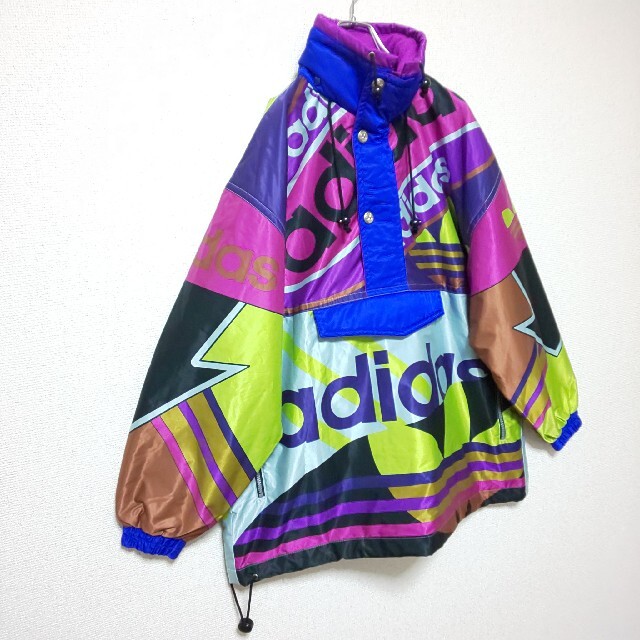 adidas(アディダス)の【新品同様/入手困難】90s adidas ビンテージ アノラックパーカー 総柄 メンズのジャケット/アウター(ナイロンジャケット)の商品写真