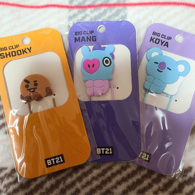 防弾少年団(BTS)(ボウダンショウネンダン)の【BTS】BT21ビッグクリップ全7種セット【公式グッズ】 エンタメ/ホビーのタレントグッズ(アイドルグッズ)の商品写真