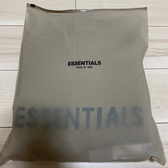 FEAR OF GOD(フィアオブゴッド)のESSENTIALS essentials ニットパーカー　エッセンシャルズ レディースのトップス(パーカー)の商品写真