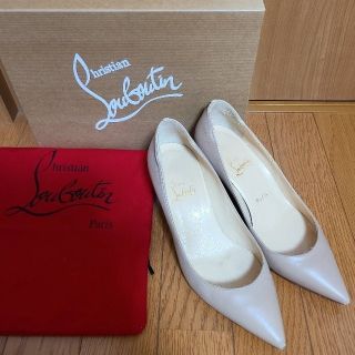 クリスチャンルブタン(Christian Louboutin)のChristian Louboutin パンプス ベージュ 37(ハイヒール/パンプス)