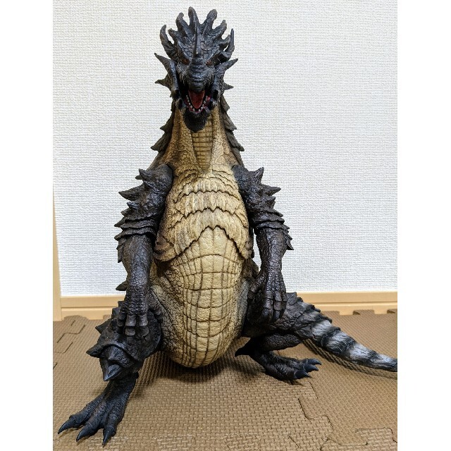 CCP ギガソフビフィギュアシリーズ　モンスターハンター　ラオシャンロン亜種