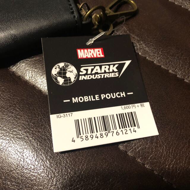 MARVEL(マーベル)のmarvel✨モバイルポーチ✨STARK INDASTRIES スマホ/家電/カメラのスマホアクセサリー(モバイルケース/カバー)の商品写真