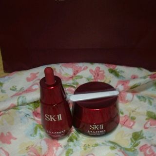 エスケーツー(SK-II)のmaa 様sk-ll ラディカルニューエイジ、エッセンス(美容液)