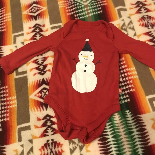 babyGAP(ベビーギャップ)のベイビーギャップ　クリスマスロンパース キッズ/ベビー/マタニティのベビー服(~85cm)(ロンパース)の商品写真